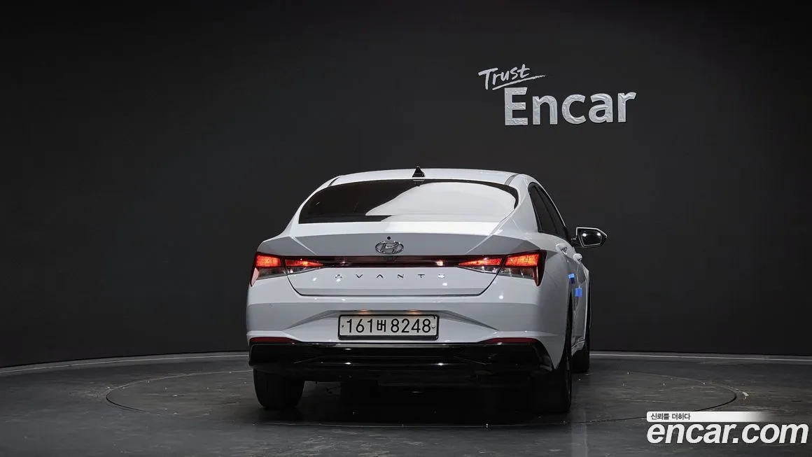 Hyundai AVANTE — фото 4