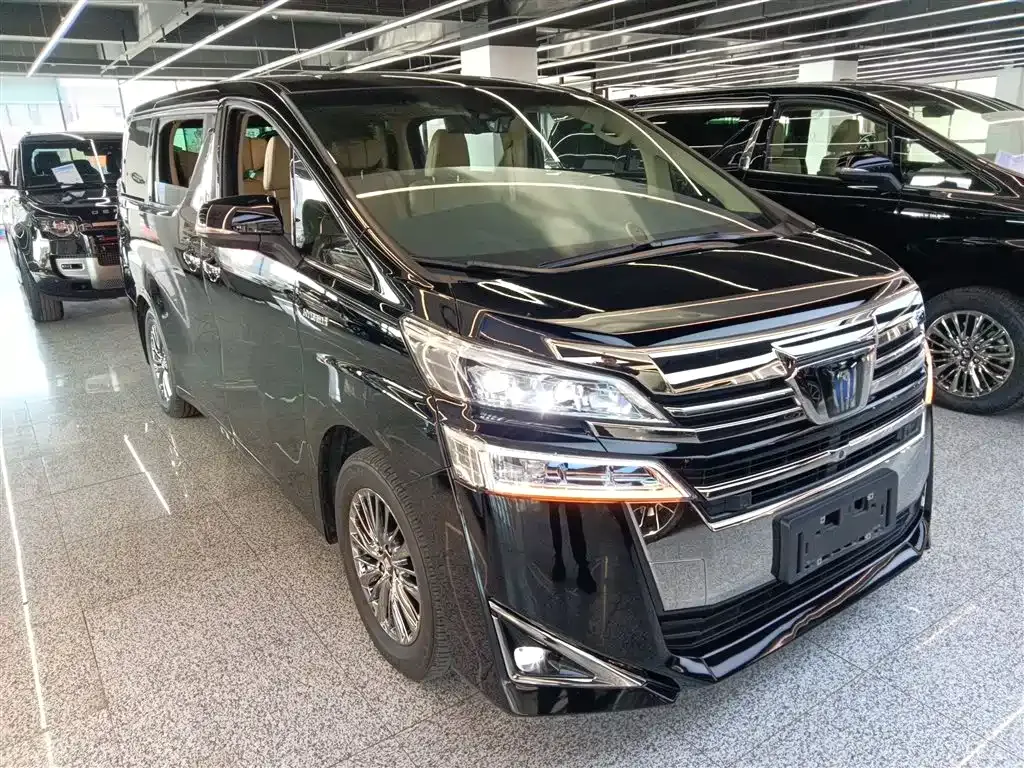 Toyota Vellfire 2022 из CN, фото 8