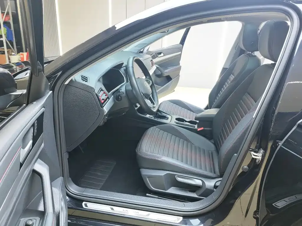 Volkswagen Lavida 2022 из CN, фото 7