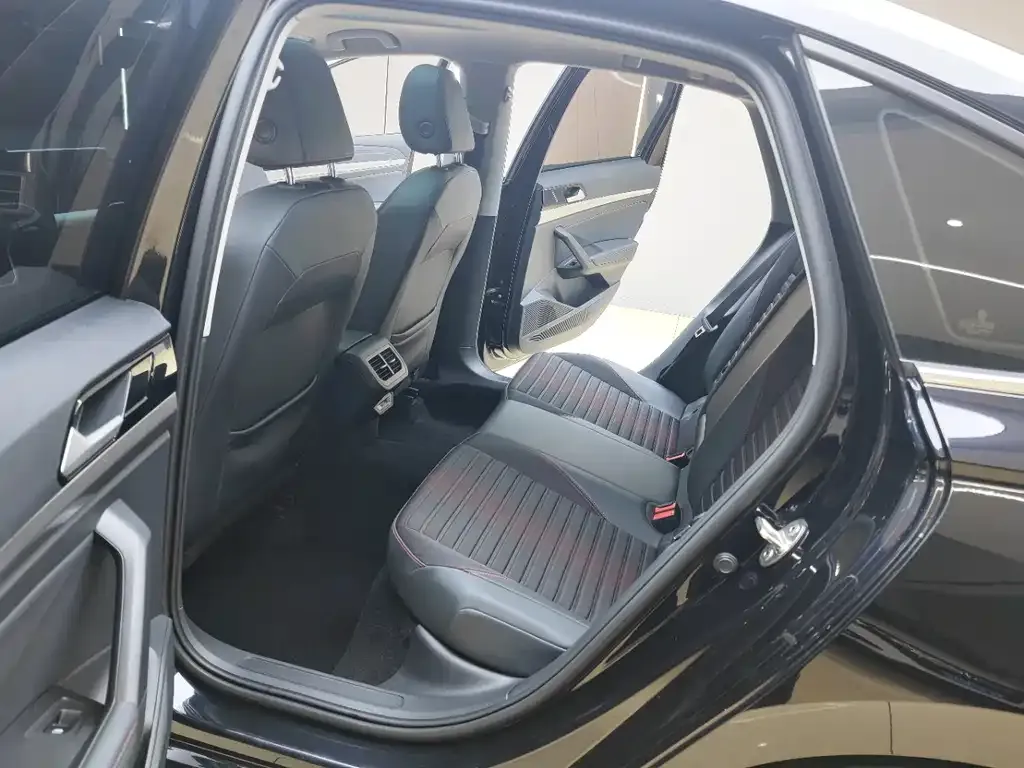 Volkswagen Lavida 2022 из CN, фото 8