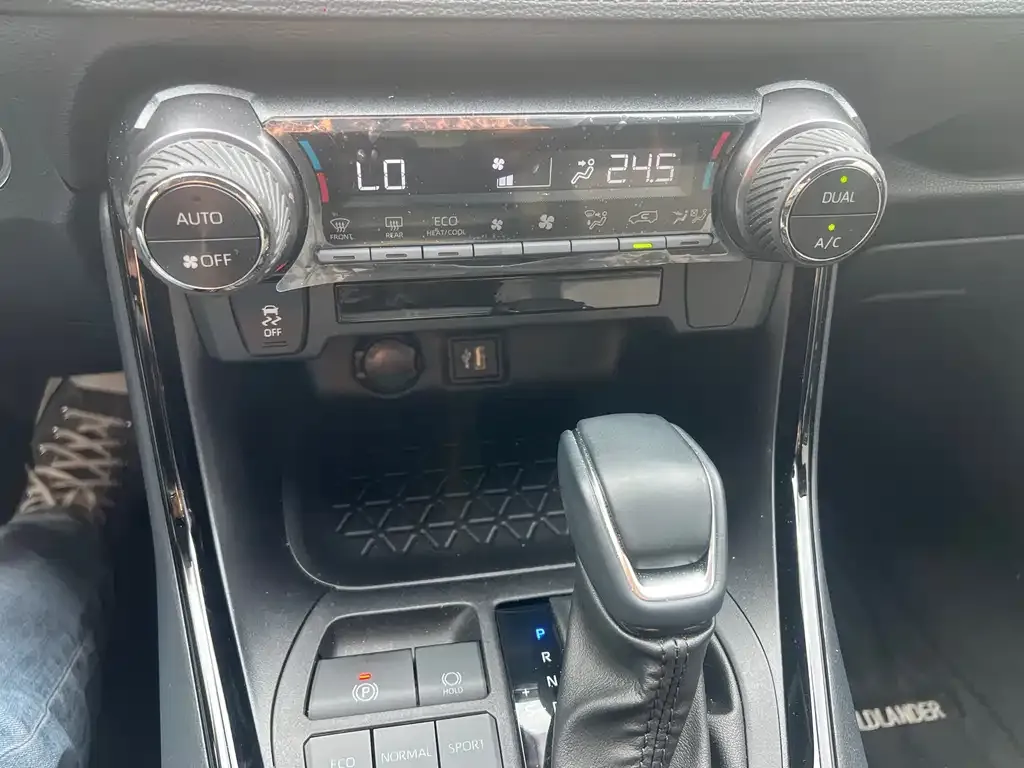 Toyota Wildlander 2025 из CN, фото 4