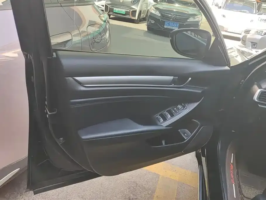 Honda Accord 2022 из CN, фото 3