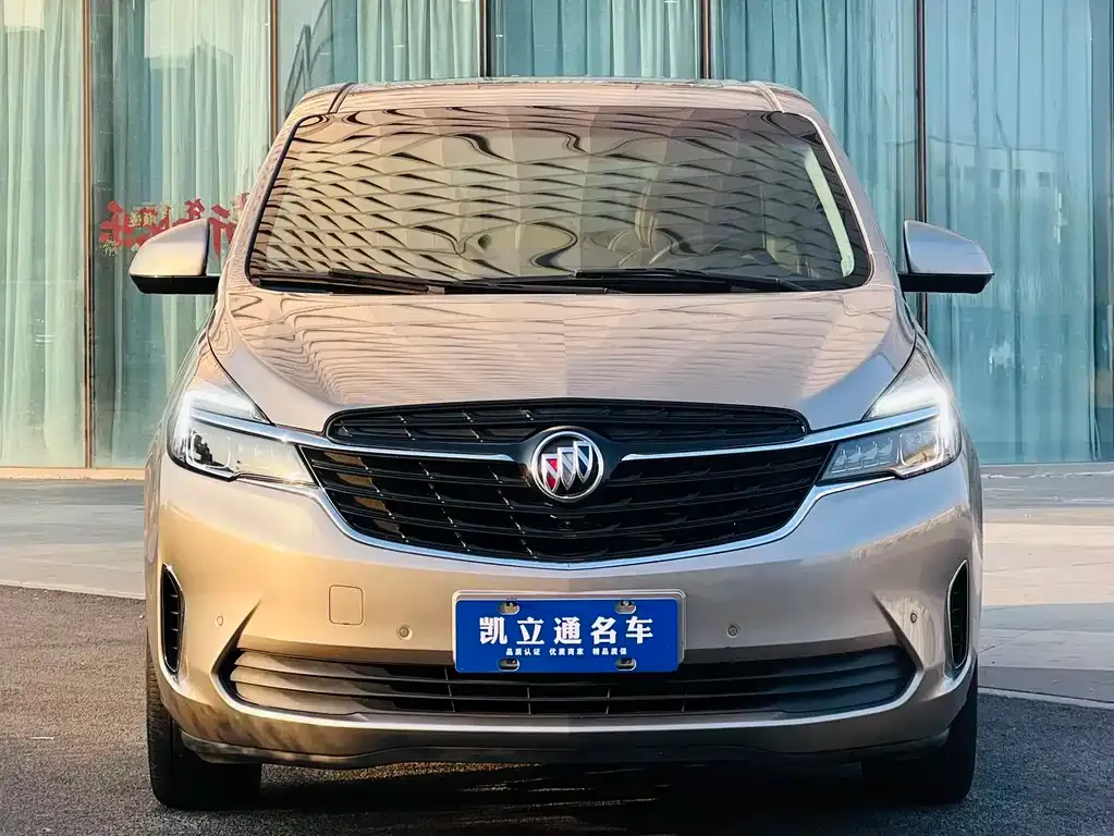 Buick GL8 2022 из CN, фото 2