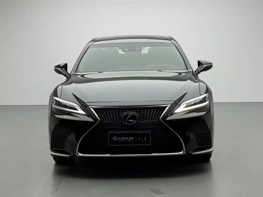 Lexus LS 2021 из CN, фото 2