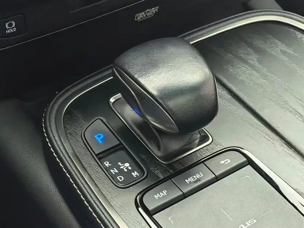 Lexus LS 2021 из CN, фото 7
