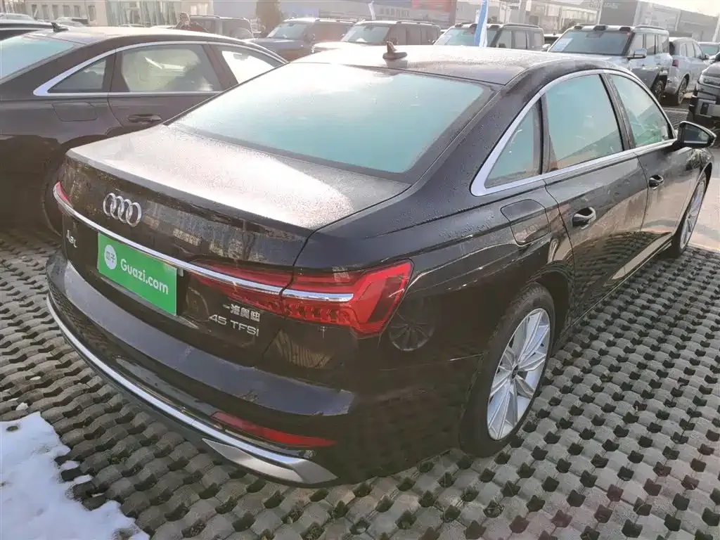 Audi A6L 2024 из CN, фото 3