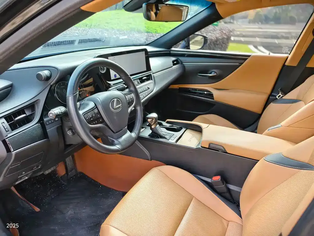 Lexus ES 2024 из CN, фото 3