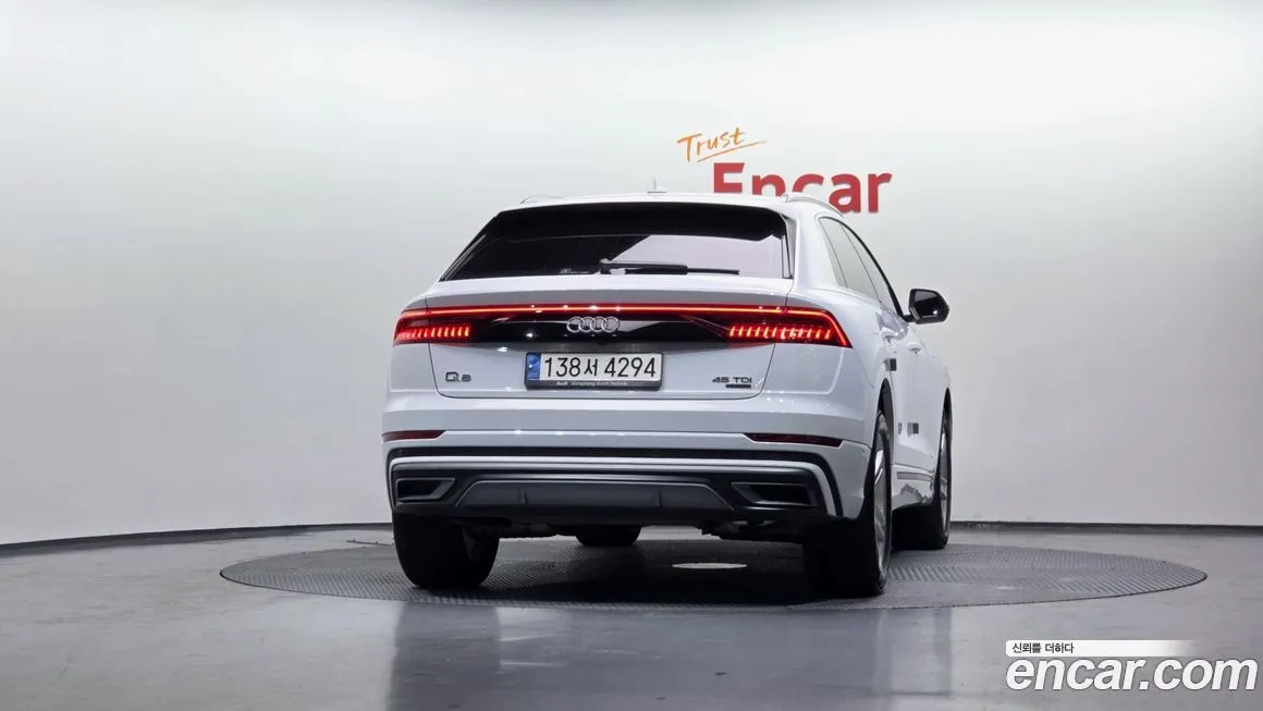 Audi Q8 2021 из KR, фото 3