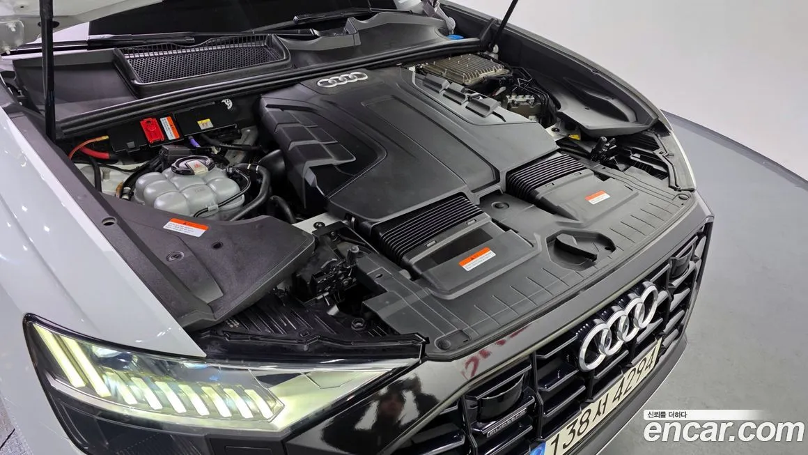 Audi Q8 2021 из KR, фото 9