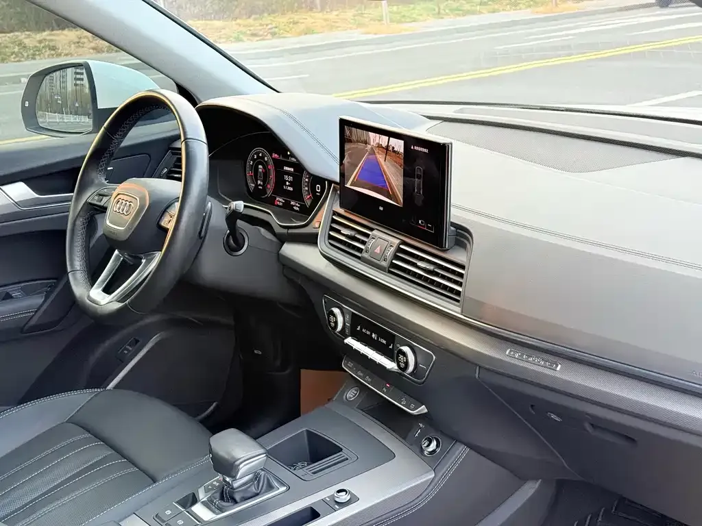 Audi Q5L 2024 из CN, фото 2