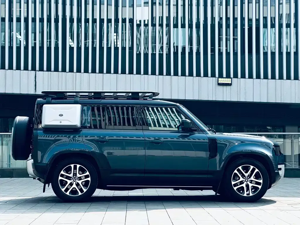 Land Rover Defender 2021 из CN, фото 2