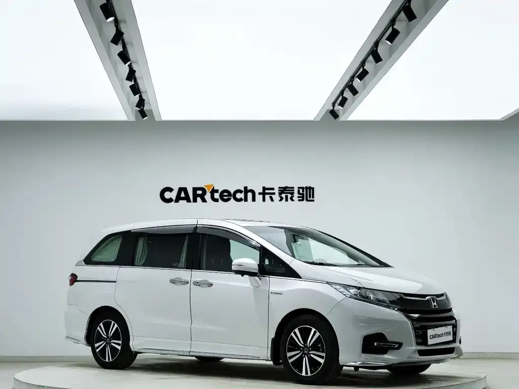 Honda Odyssey — фото 6