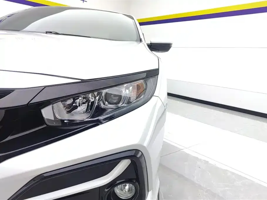 Honda Civic — фото 8