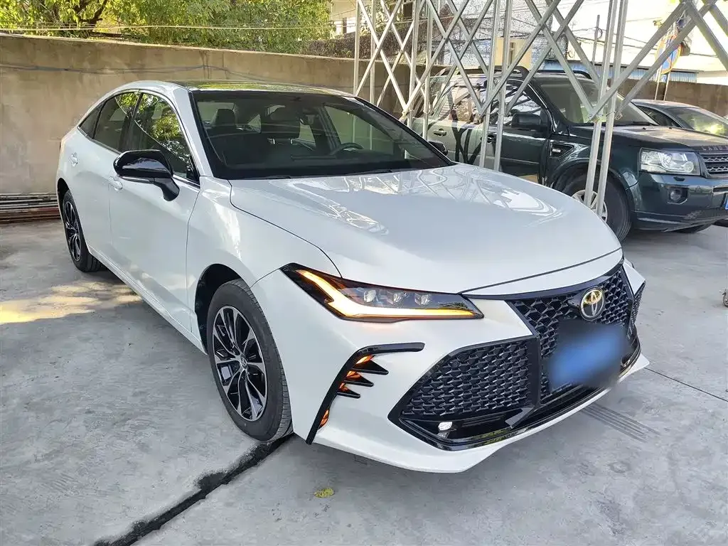 Toyota Avalon 2023 из CN, фото 5