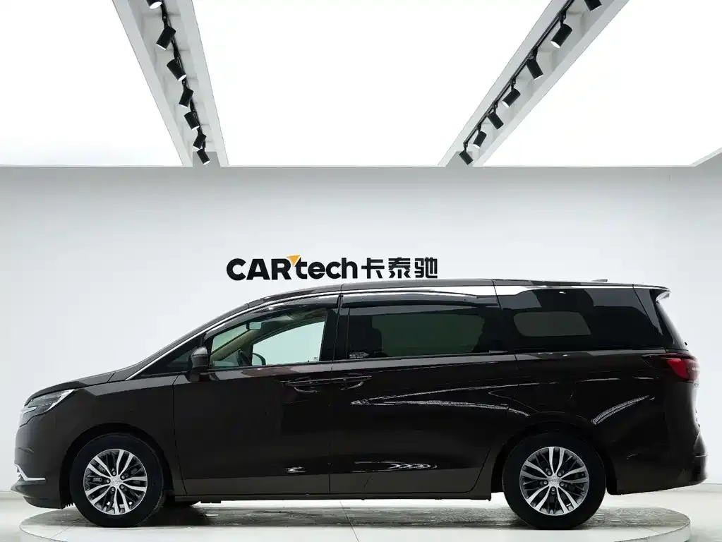 Buick GL8 2021 из CN, фото 7