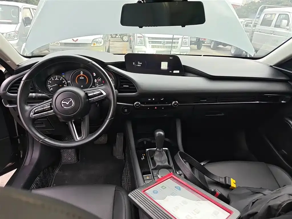 Mazda 3 Axela 2022 из CN, фото 8