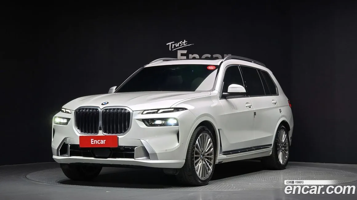 BMW X7 — фото 1