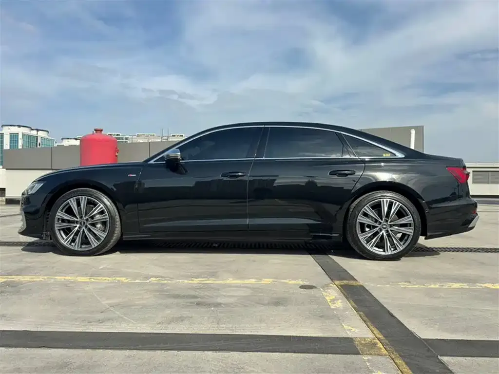 Audi A6L 2025 из CN, фото 9