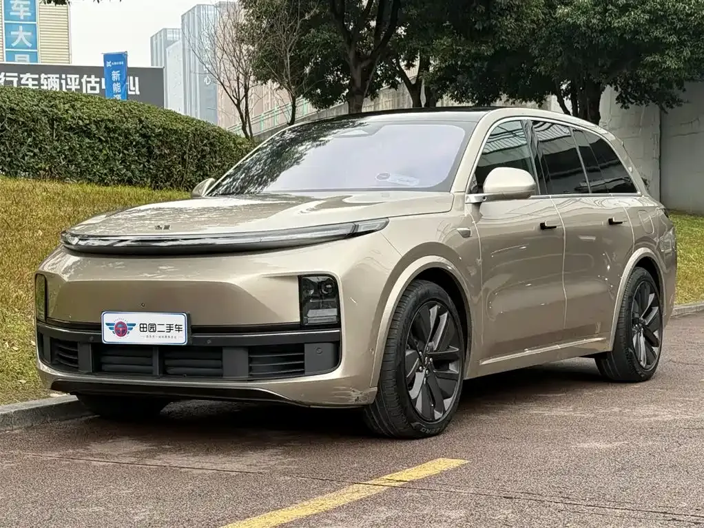 Li Auto L8 2023 из CN, фото 1