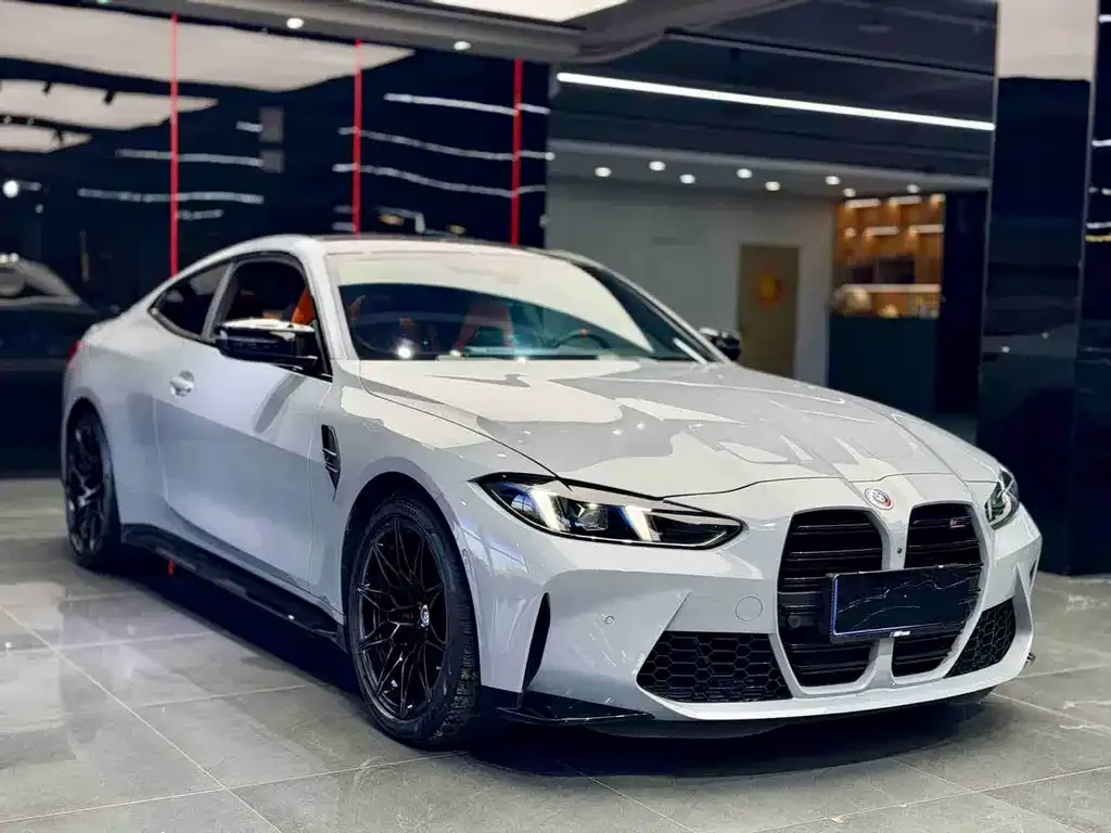 BMW M4 2025 из CN, фото 3