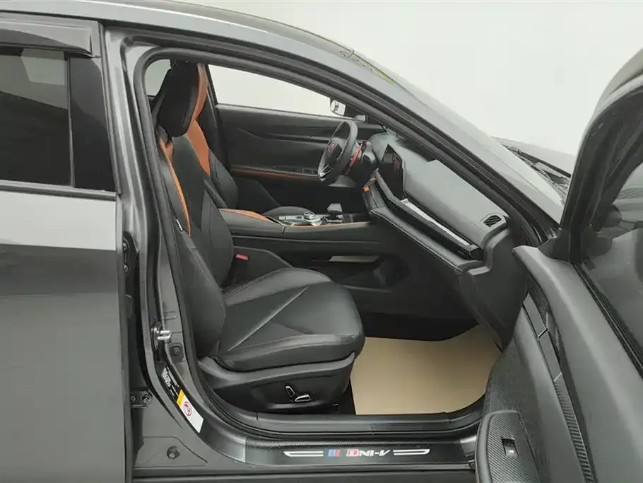 Changan UNI-V 2022 из CN, фото 8