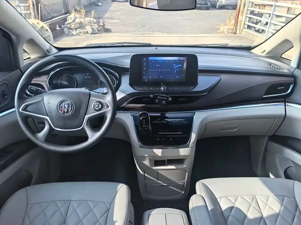 Buick GL8 2023 из CN, фото 5