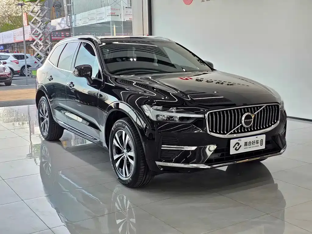 Volvo XC60 2023 из CN, фото 7