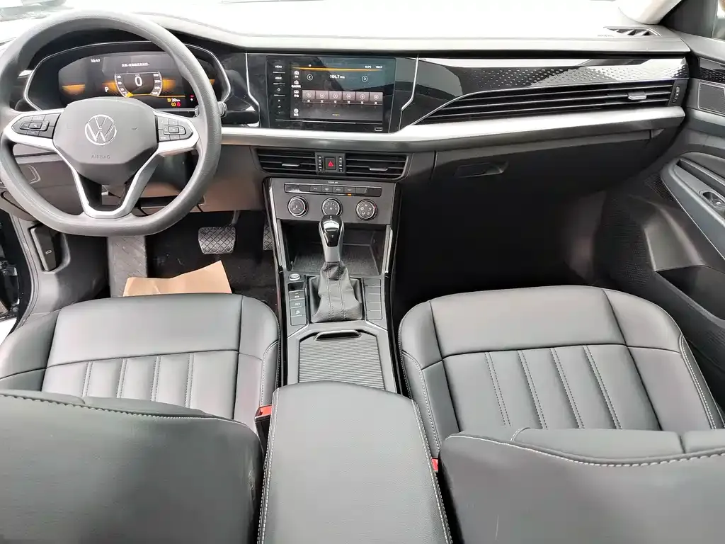 Volkswagen Passat — фото 6