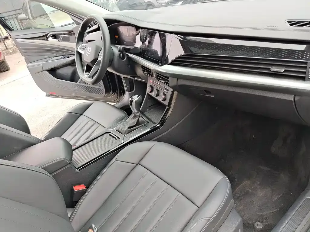 Volkswagen Passat — фото 7