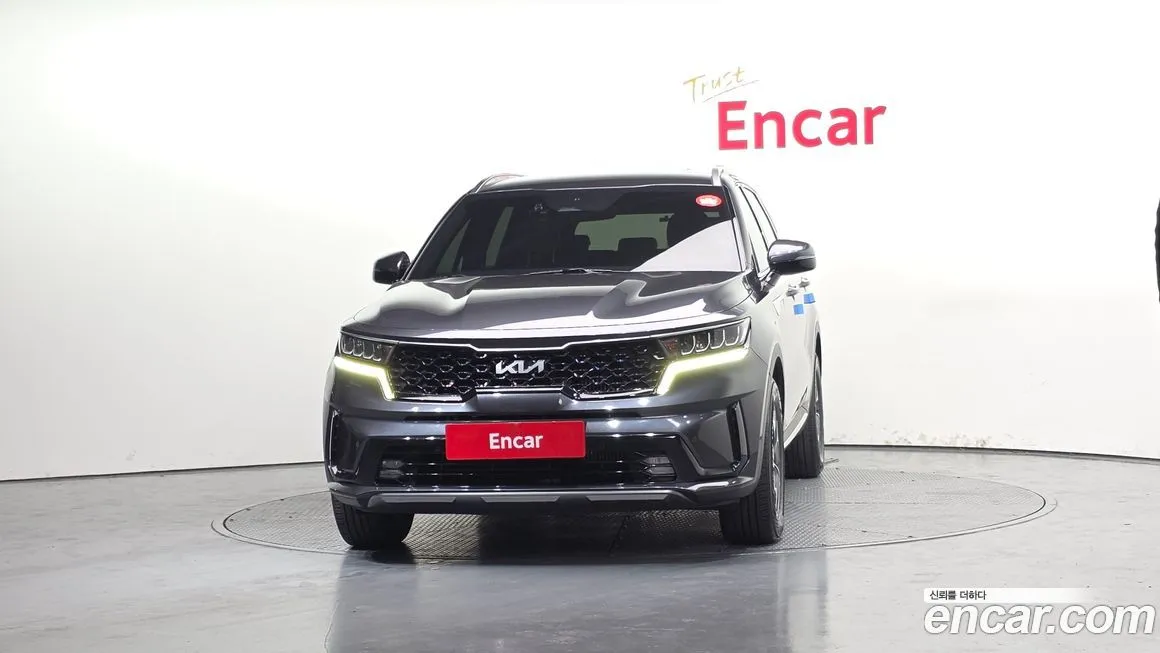 Kia Sorento — фото 7