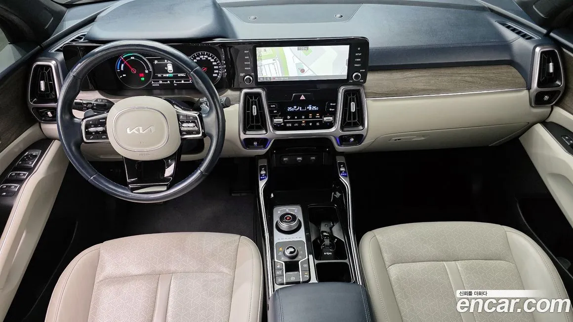 Kia Sorento — фото 8