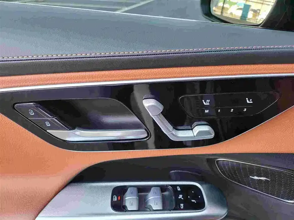 Mercedes-Benz GLC 2023 из CN, фото 3