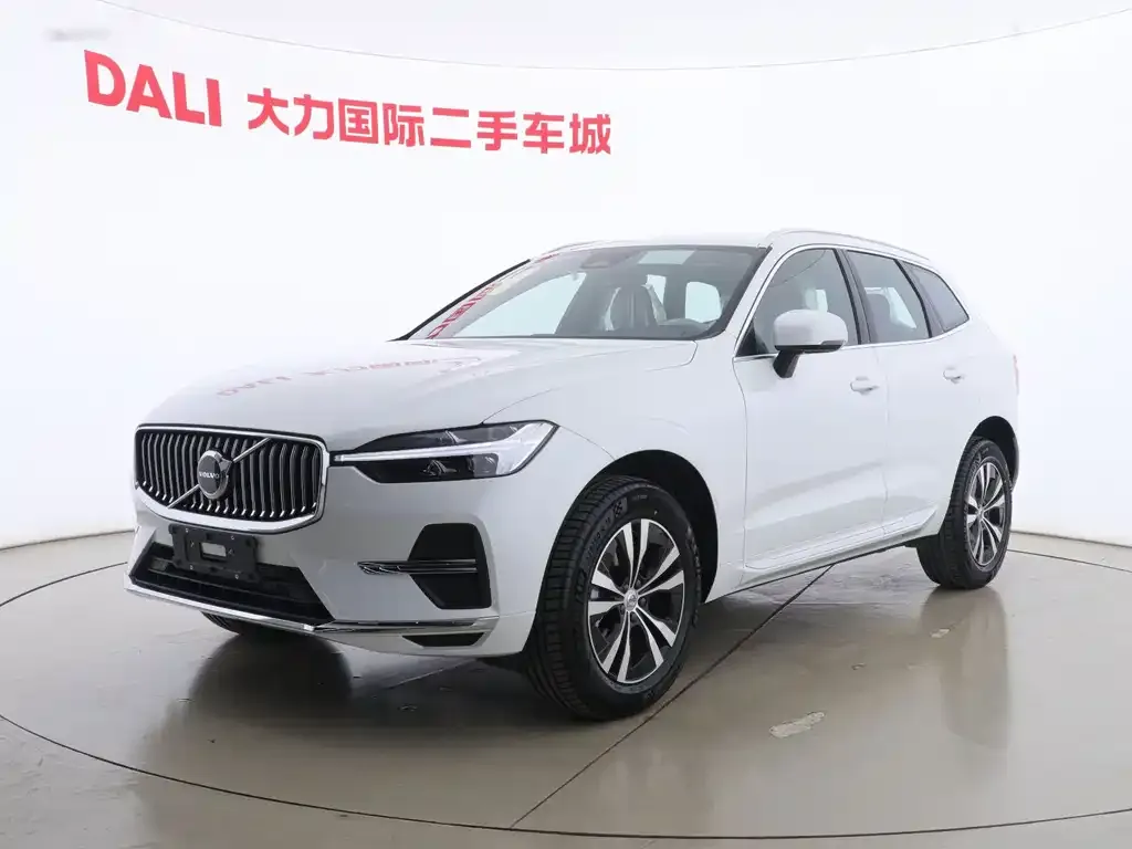 Volvo XC60 2024 из CN, фото 1