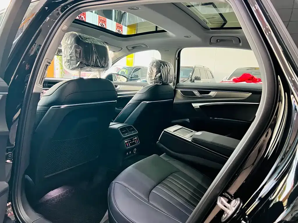 Audi A6L 2026 из CN, фото 5