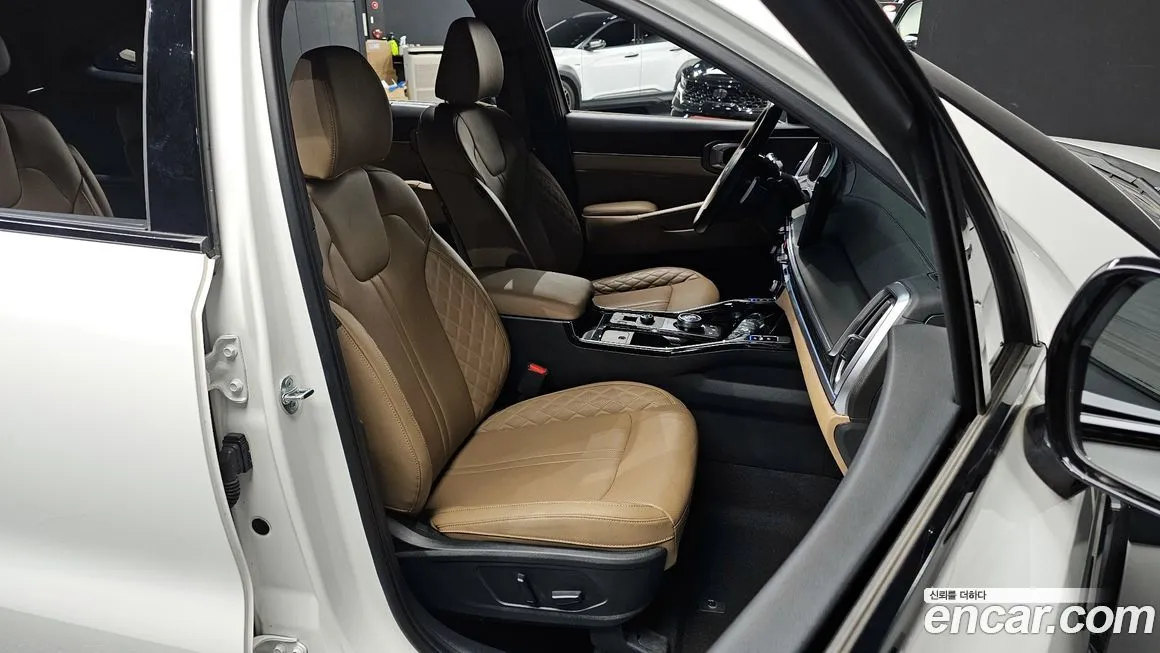 Kia Sorento — фото 6