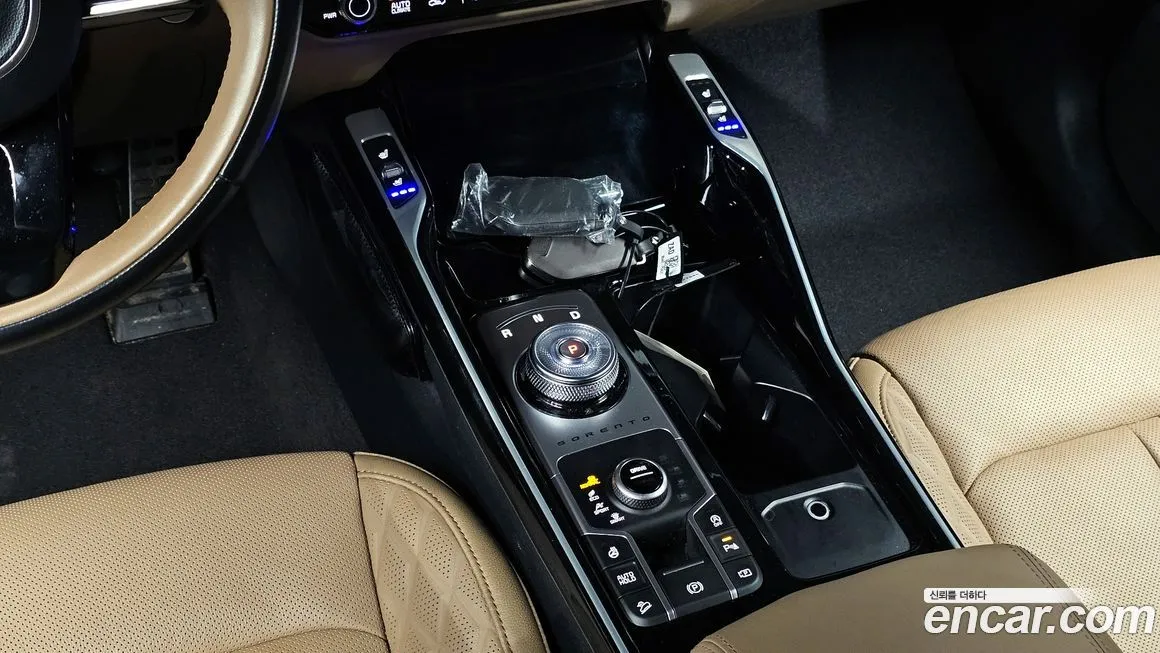 Kia Sorento — фото 8