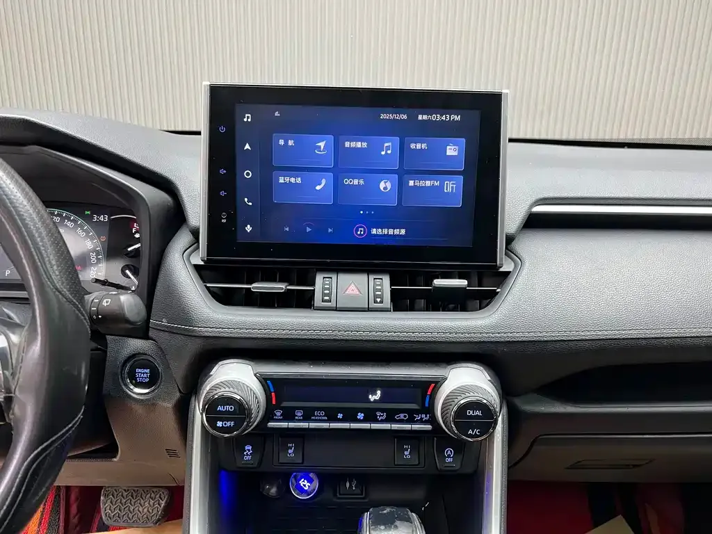Toyota RAV4 2021 из CN, фото 4