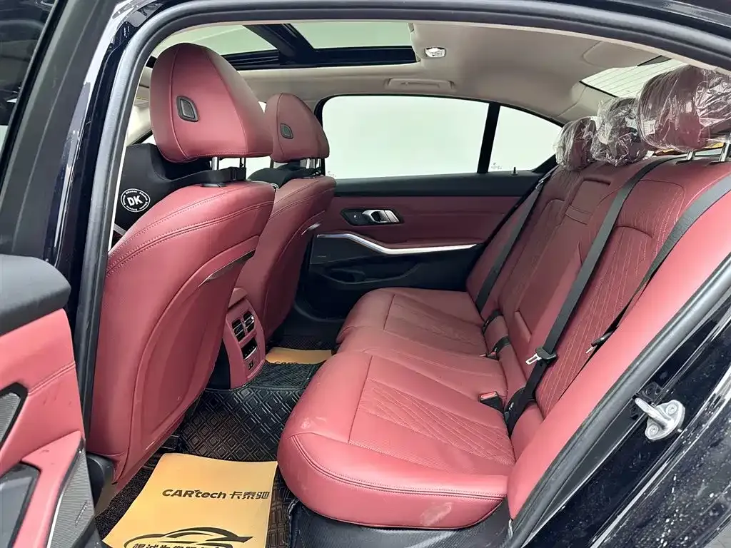 BMW 3 Series 2024 из CN, фото 8