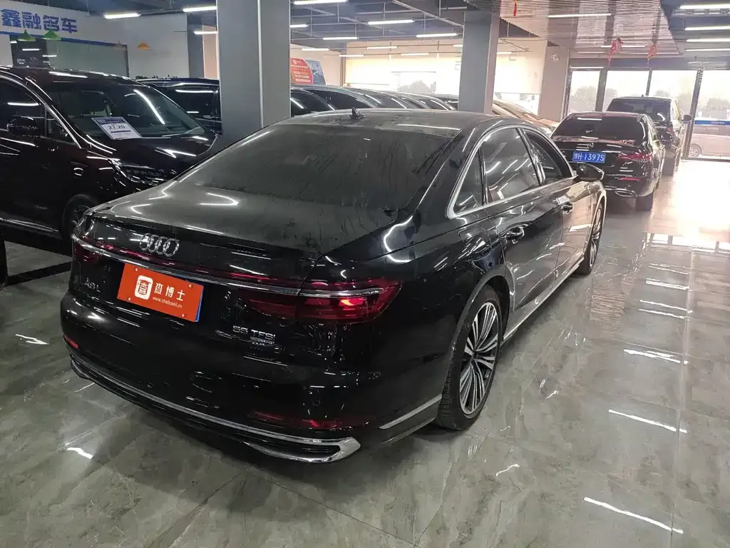 Audi A8 2024 из CN, фото 7