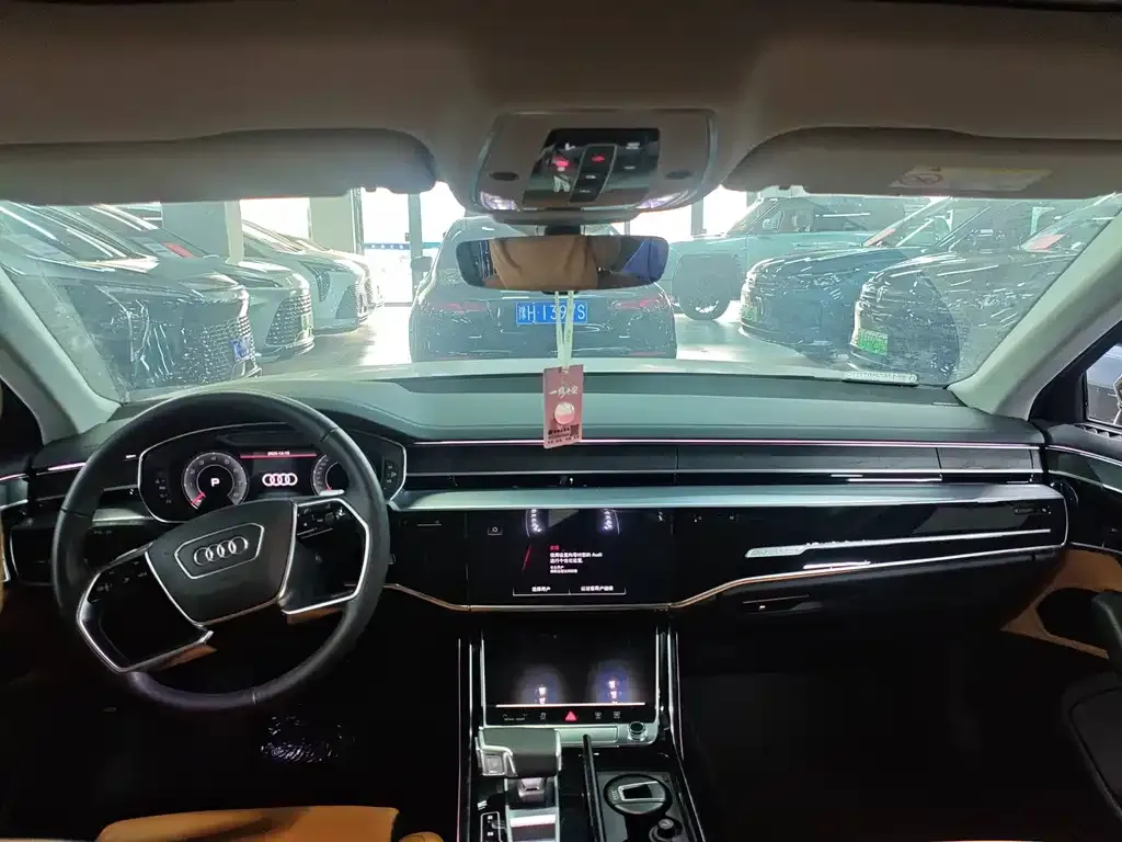 Audi A8 2024 из CN, фото 6