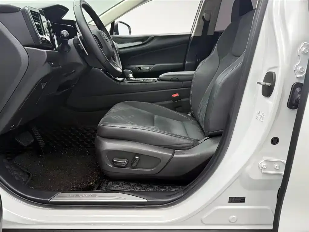 Lexus NX 2024 из CN, фото 10