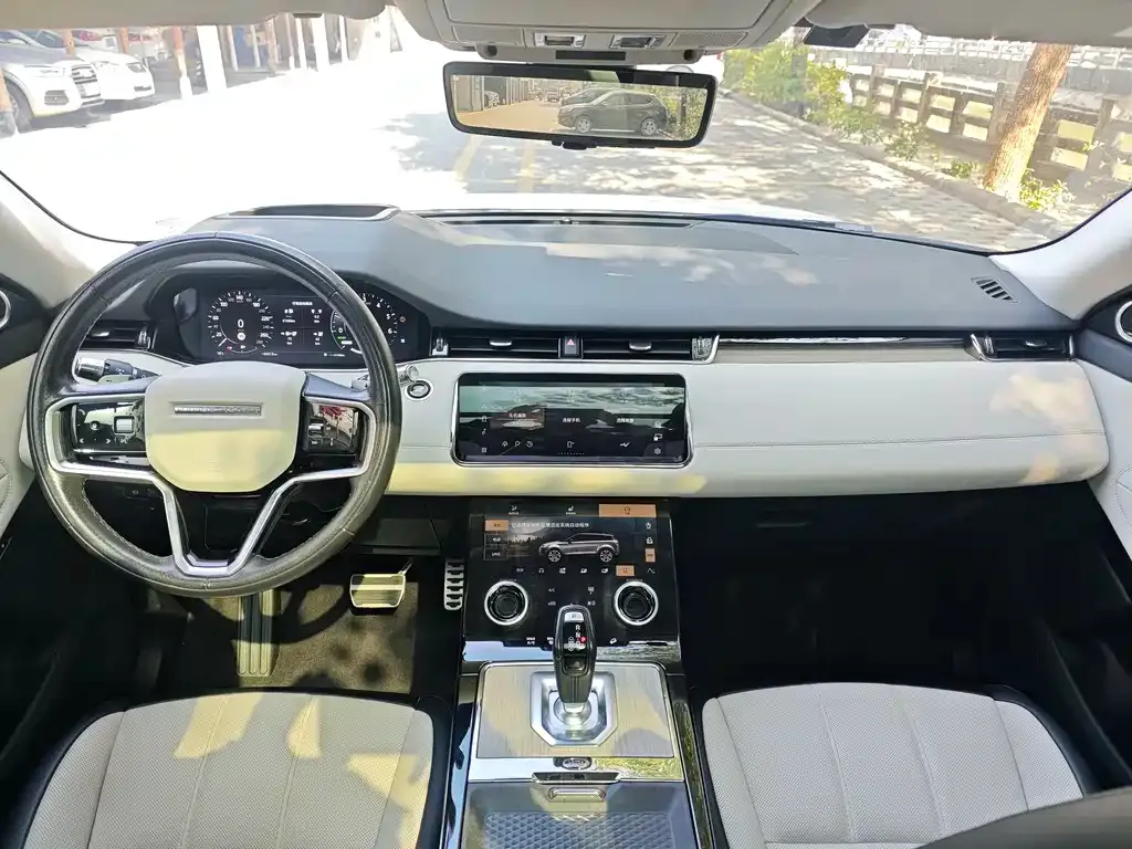 Land Rover Evoque PHEV 2022 из CN, фото 9