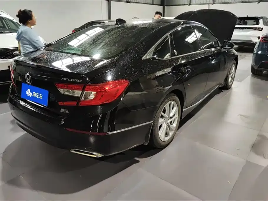Honda Accord 2021 из CN, фото 3