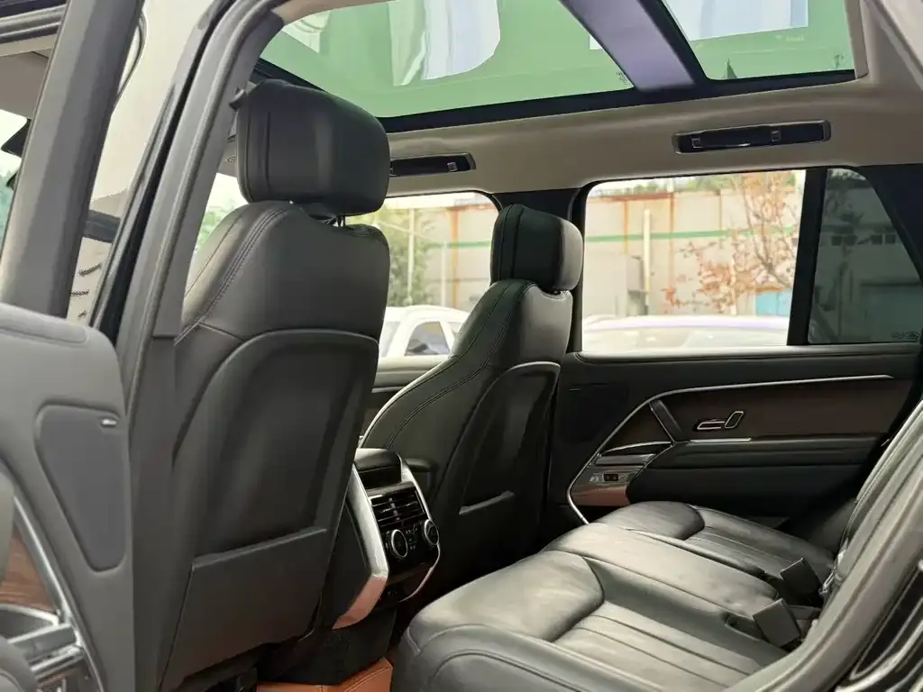 Land Rover Range Rover 2023 из CN, фото 7
