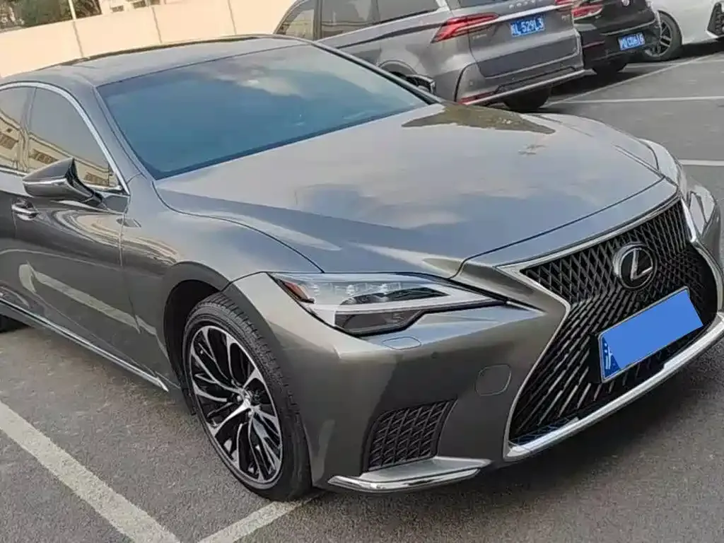 Lexus LS 2022 из CN, фото 8