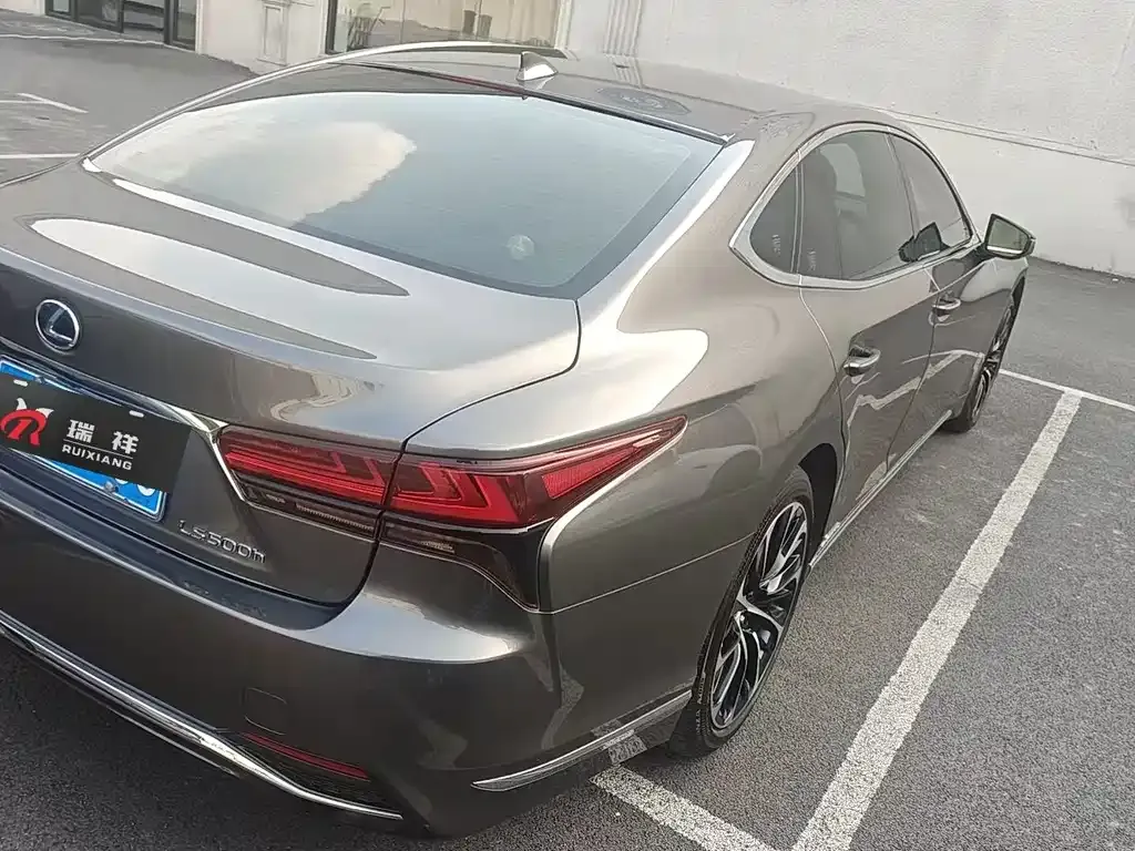 Lexus LS 2022 из CN, фото 7