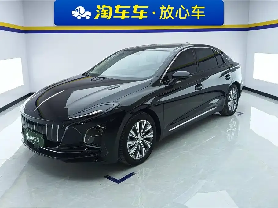 Hongqi E-QM5 2024 из CN, фото 1