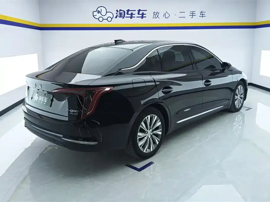 Hongqi E-QM5 2024 из CN, фото 5