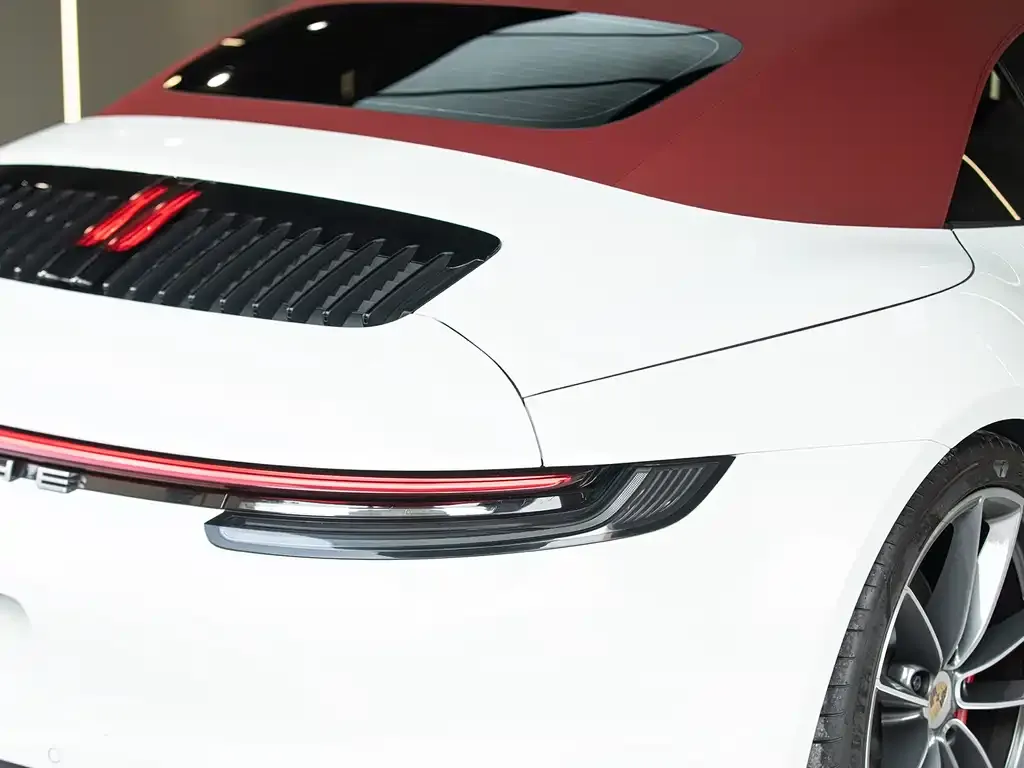 Porsche 911 2023 из CN, фото 3