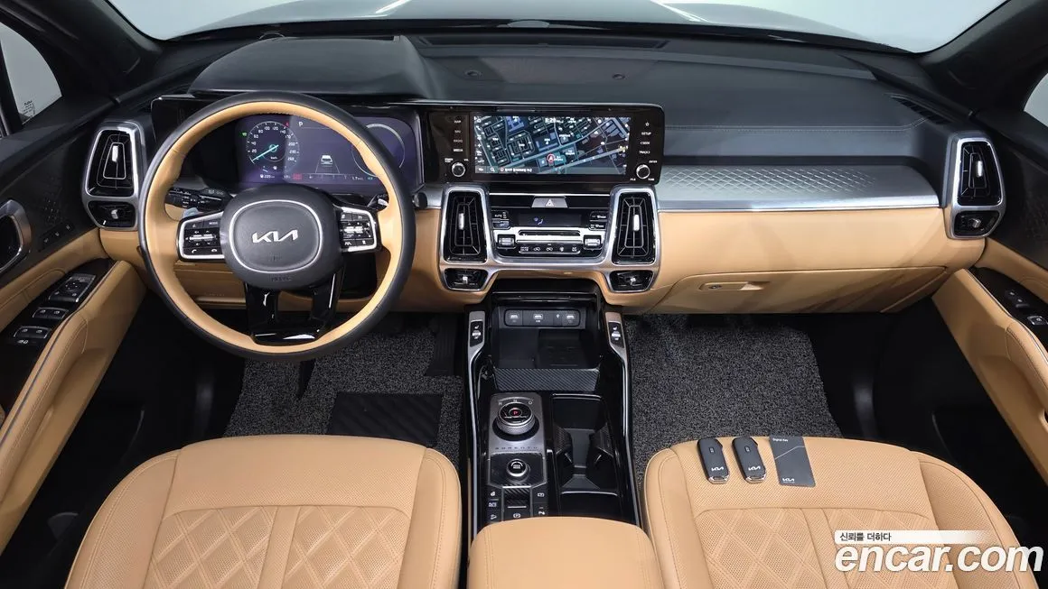 Kia Sorento — фото 8